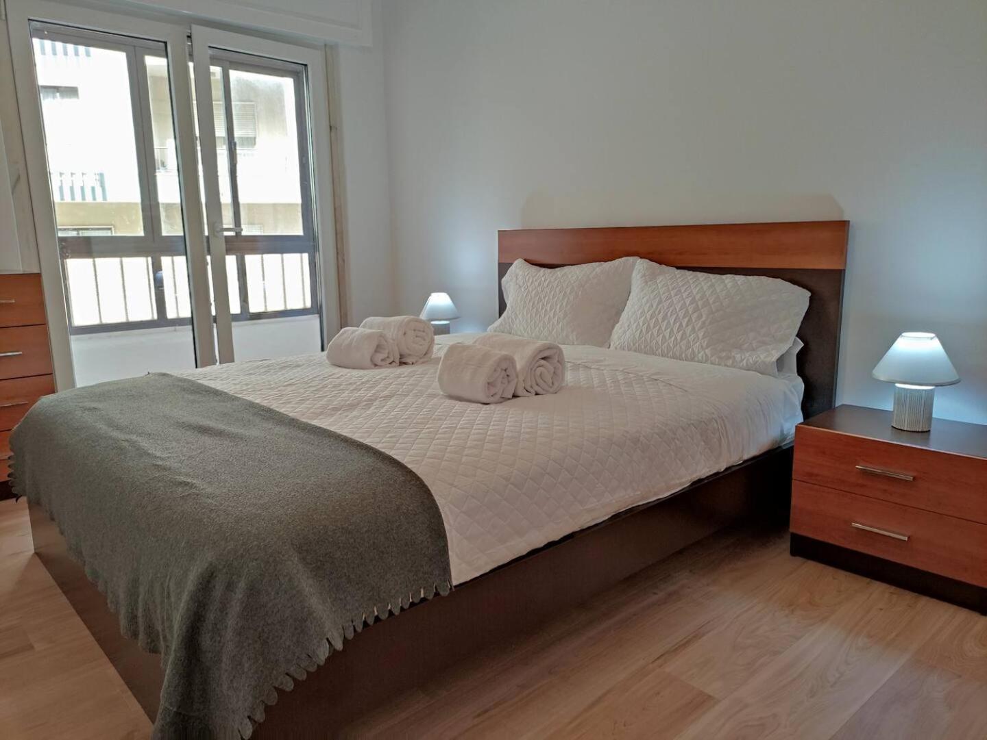 Spacious 26 Agualva-Cacem Luaran gambar