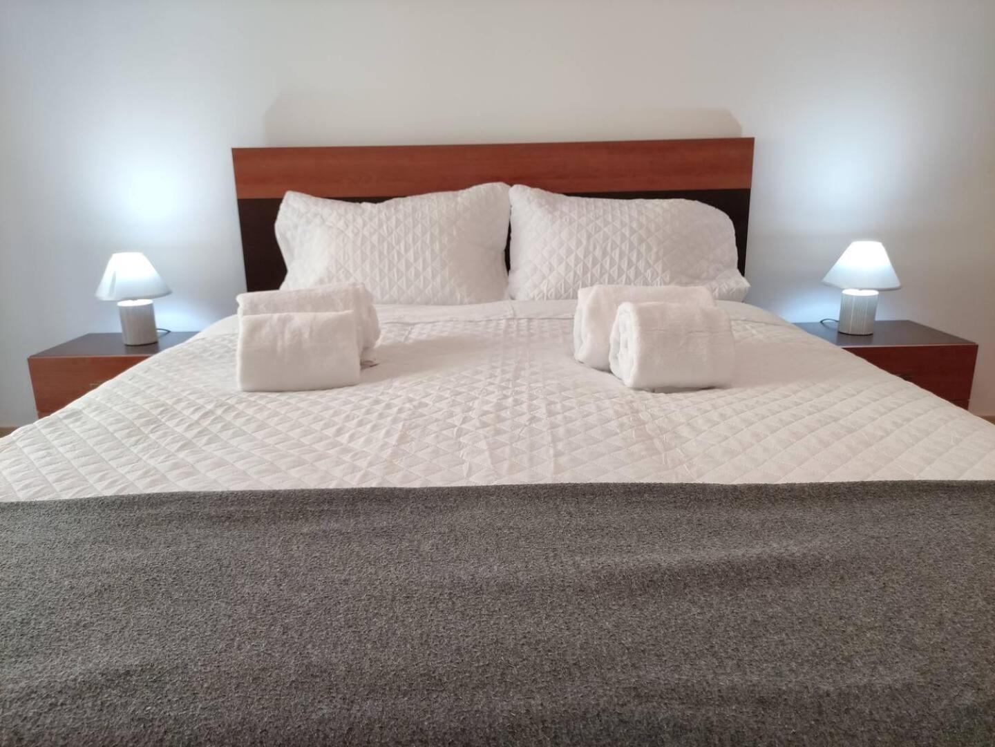 Spacious 26 Agualva-Cacem Luaran gambar